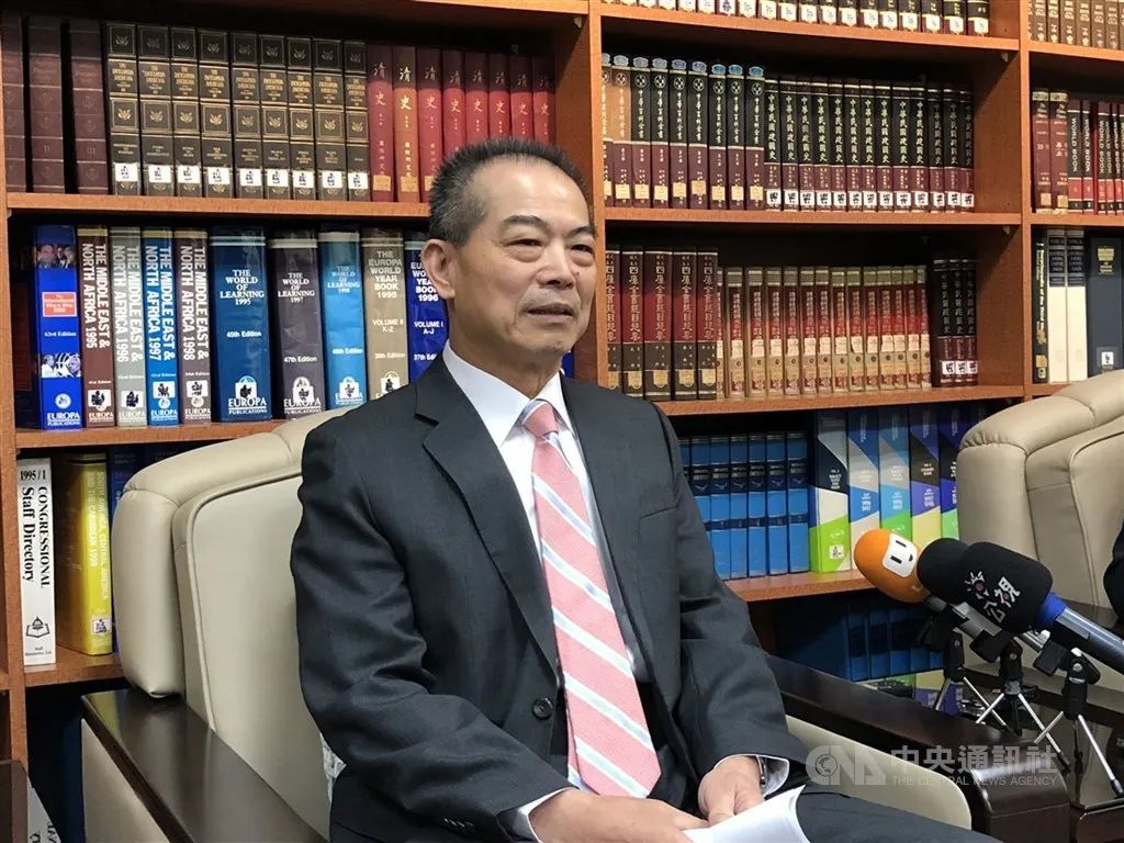 据报道,欧江安14日宣称,刘邦治日前因公务返台,民进党当局"驻海地代表