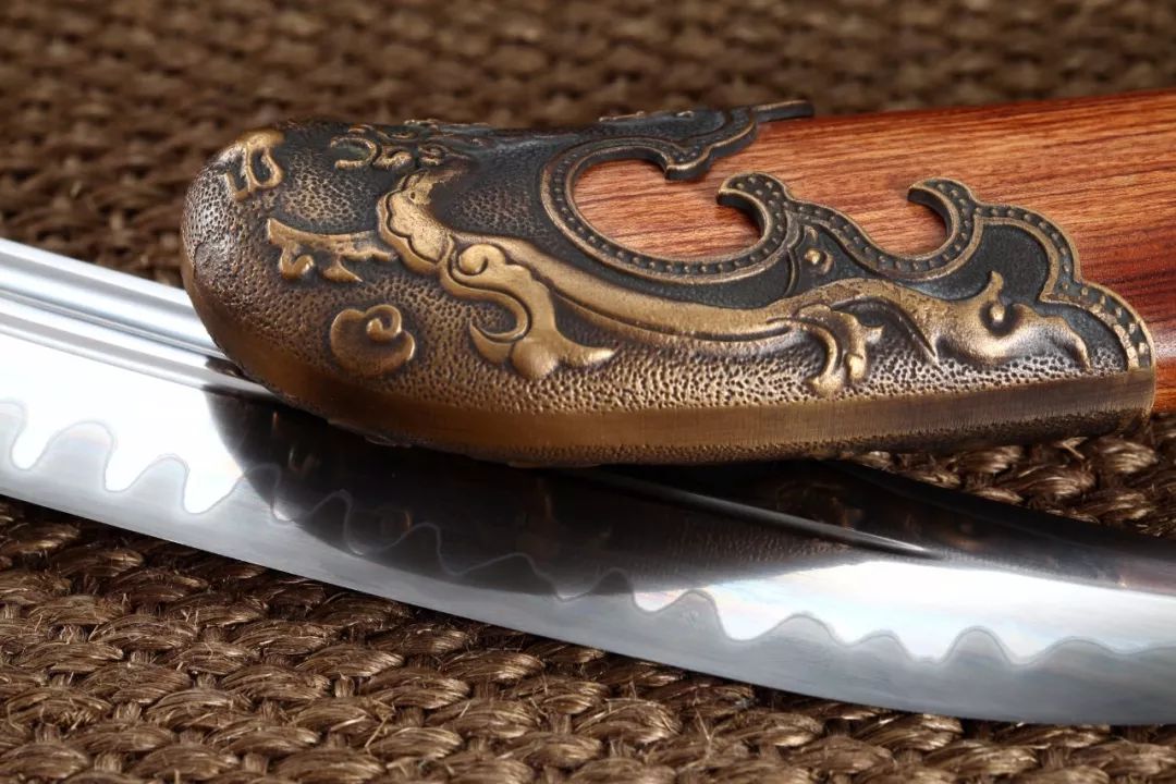 夹钢锻造的精品短刀——五枚合小清刀|短刀|刀身|刀剑_新浪新闻