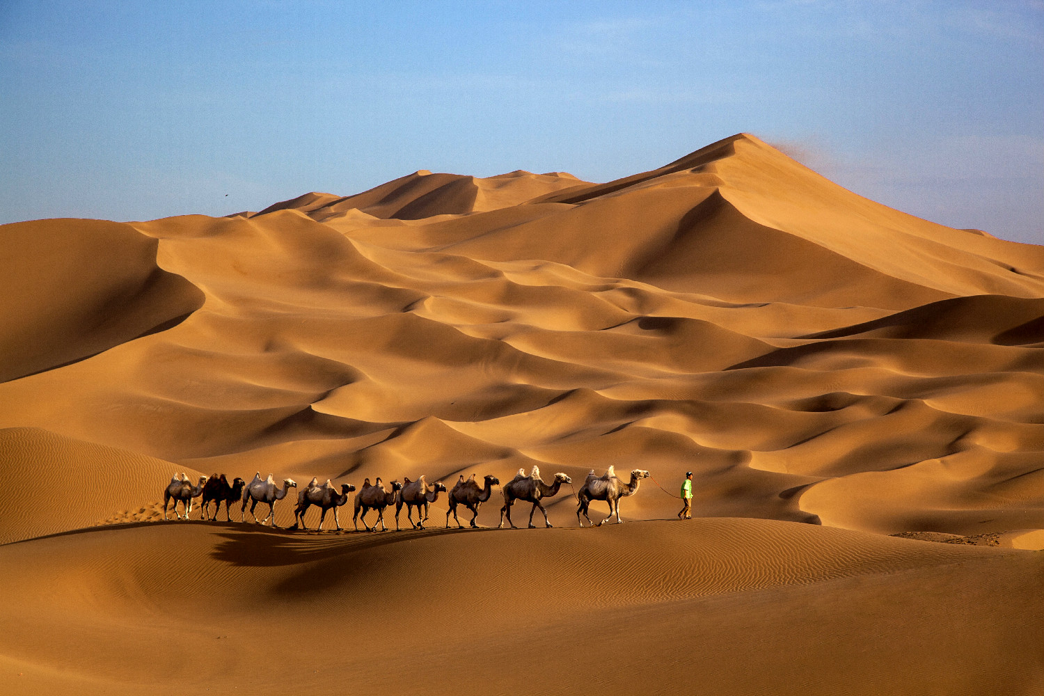 新疆库木塔格沙漠