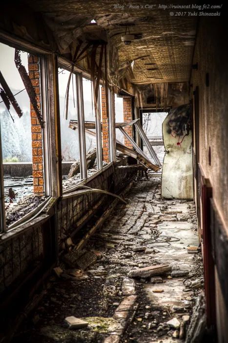 两名19岁日本女生废墟探险离奇消失24年后在海中被找到