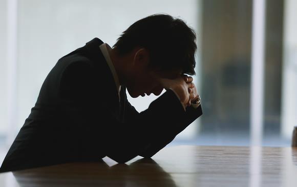 油腻的中年男人有这些行为,看看你有没有