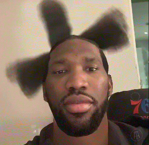 恩比德生日换新发型遭恶搞,米切尔送祝福,他已冰释前嫌