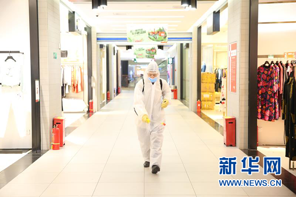 两江新区15个大型购物商场全部复工复业