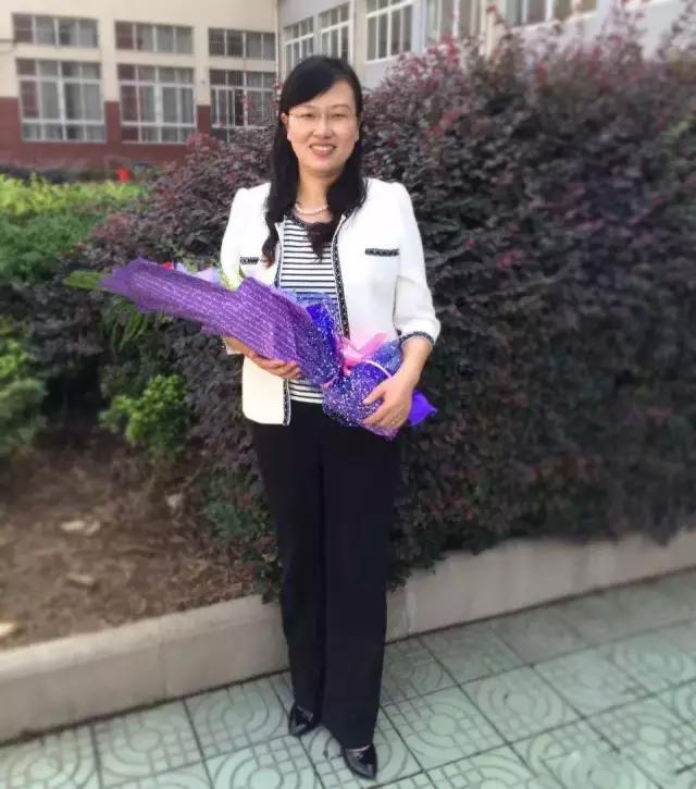 湖北高中女校长开学讲话警醒众人:不读书不吃苦,你要青春干嘛?