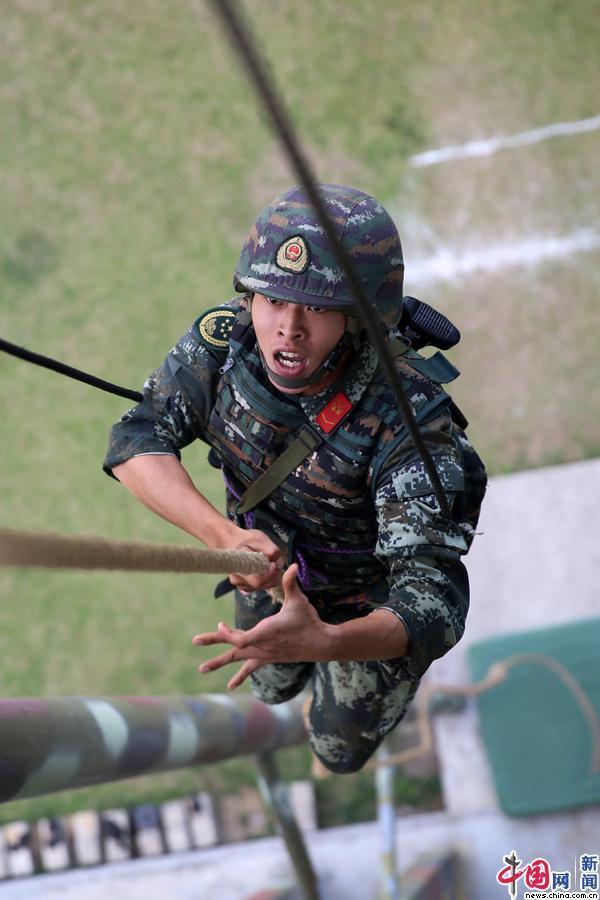 武警海南总队儋州支队组织特战小队比武竞赛