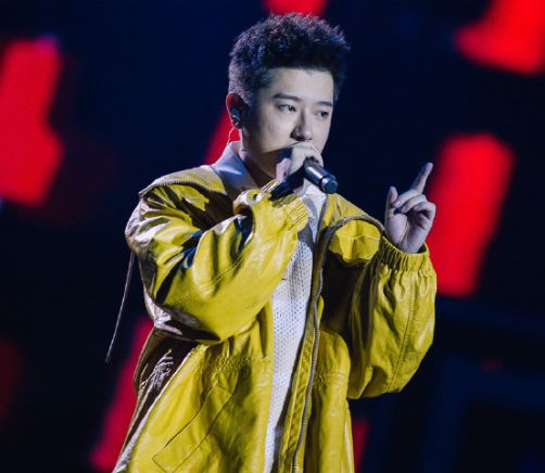 王以太01· 主唱篇 ·于是,我们盘点了《我们的乐队》10位值得关注的