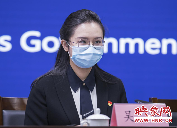 中学老师吴萌:只要能为全省的学生做些事情,即使有再大的困难也不怕