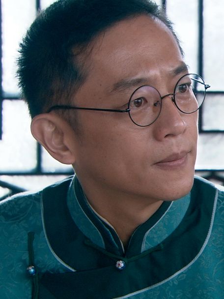 恨不相逢未嫁时黄曼靳东联袂主演的年代大剧妇道今晚开播