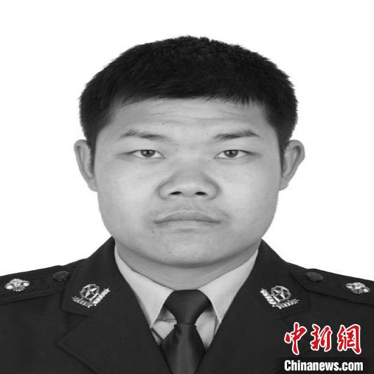西安铁路公安民警张明牺牲在抗击疫情一线