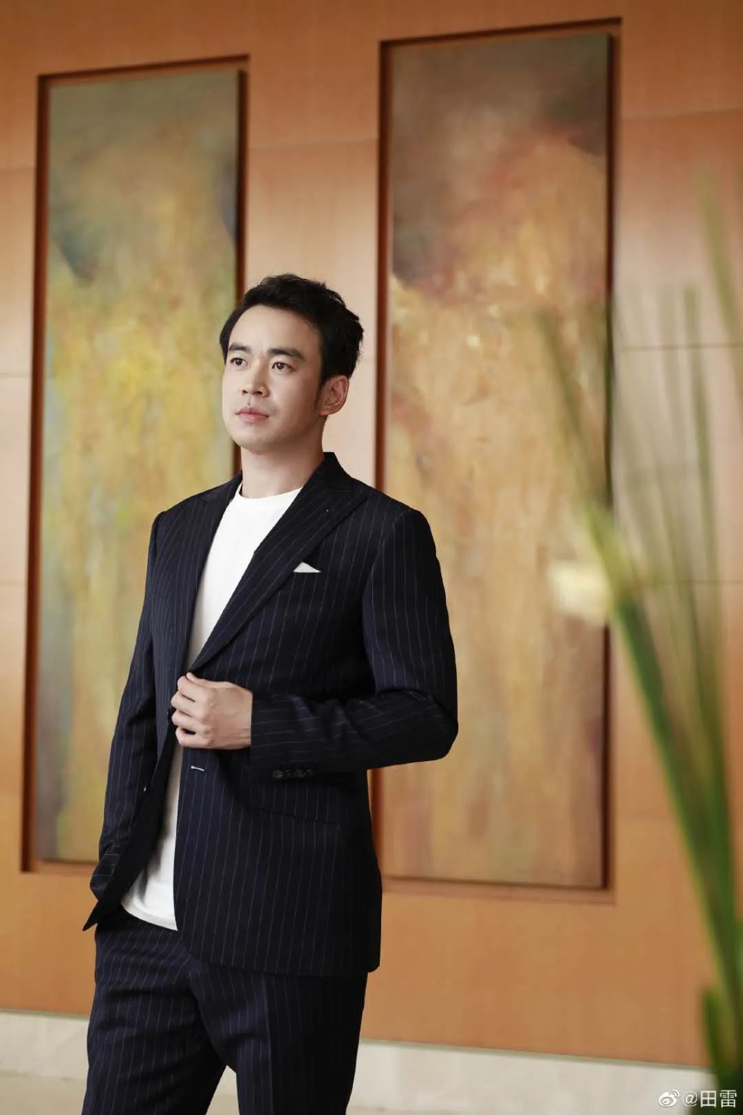 他是《安家》中的楼山关:千帆竞过,山关依旧