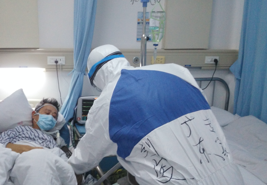 【前线医护日志】竭尽所能,在每位病人翻山越岭的路途上,帮扶他们