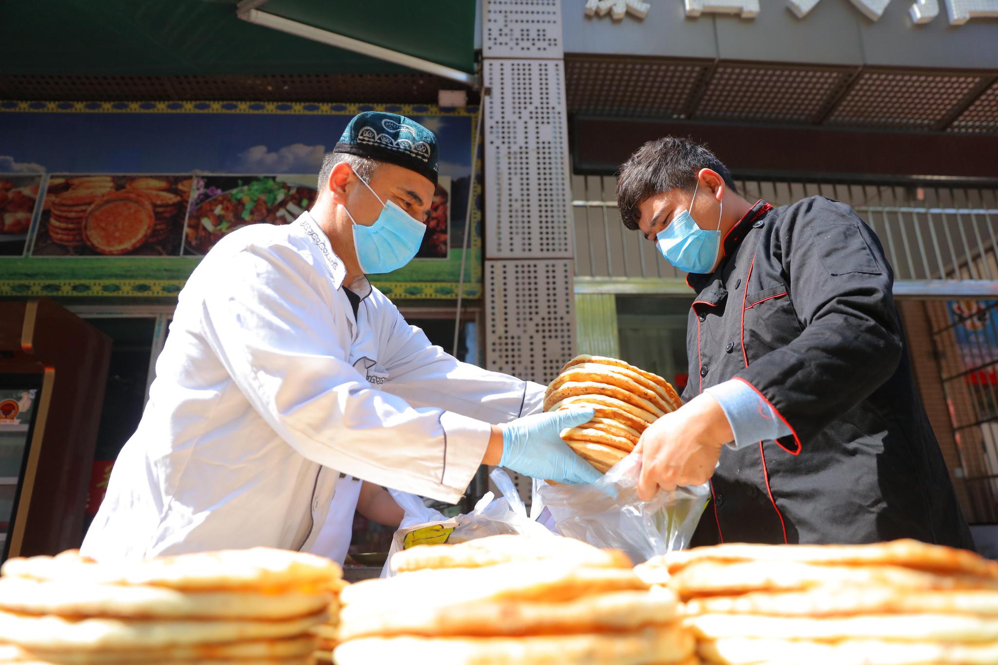 解"馕"相助——买买提大叔的凡人"疫"举