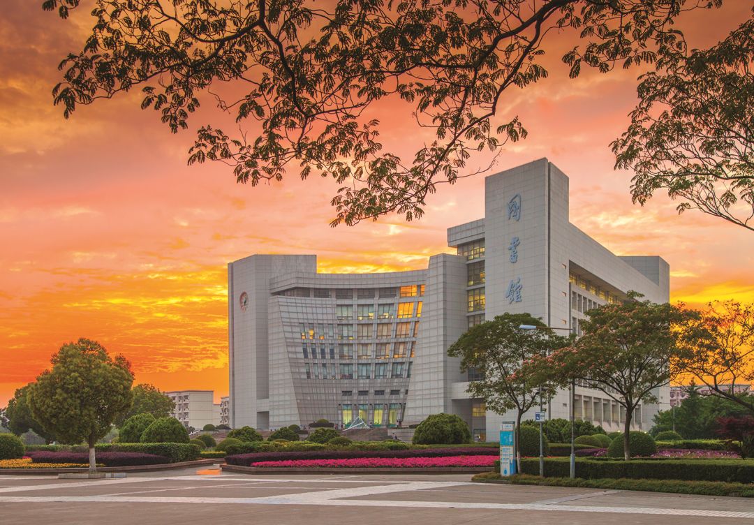 上海大学|授权点_新浪新闻