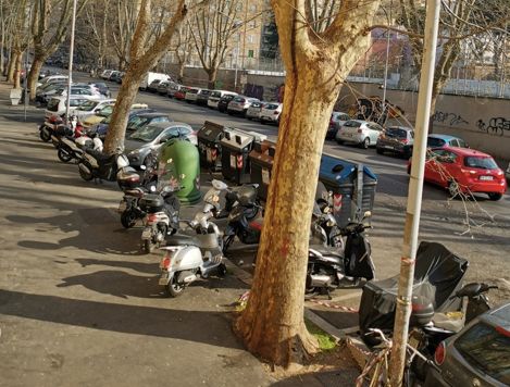 ��ǫ��¥�¿���һ�˵Ľֵ����ܷ��߹�ͼ