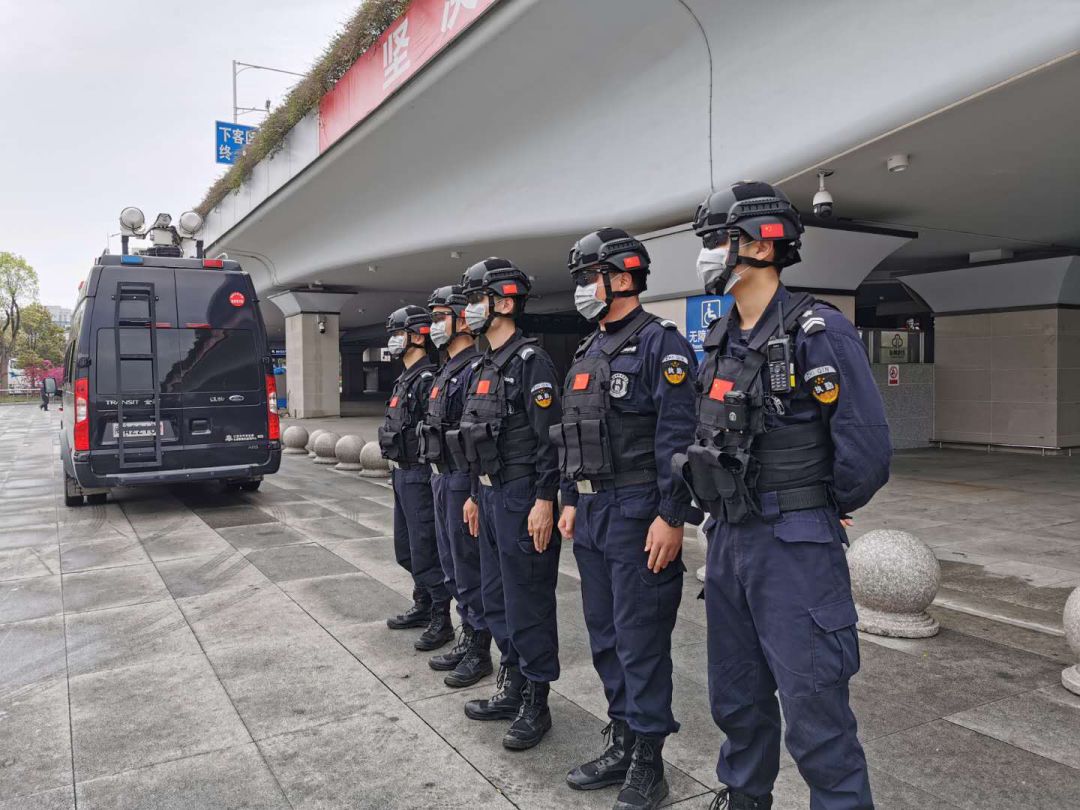 周六下午直播:硬核警察直击巡逻防控