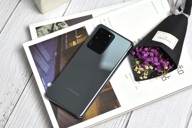 摄像头模组全面升级 三星galaxy s20 ultra 上手体验