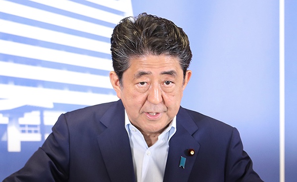 疫情持续日本首相安倍晋三强调慎重对待大型全国性活动