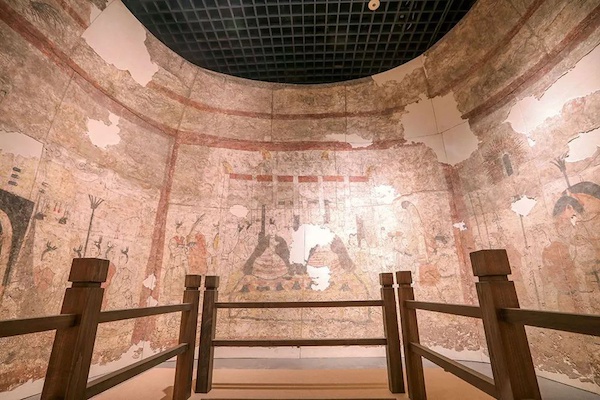 集结山西北朝壁画巅峰之作的"壁上乾坤"将延展至5月底