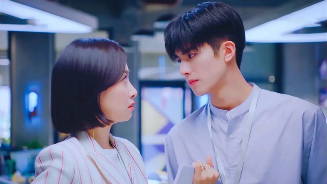 想撩小鲜肉,先得有当姐姐的资本|贤者之爱|小丈夫_新浪新闻