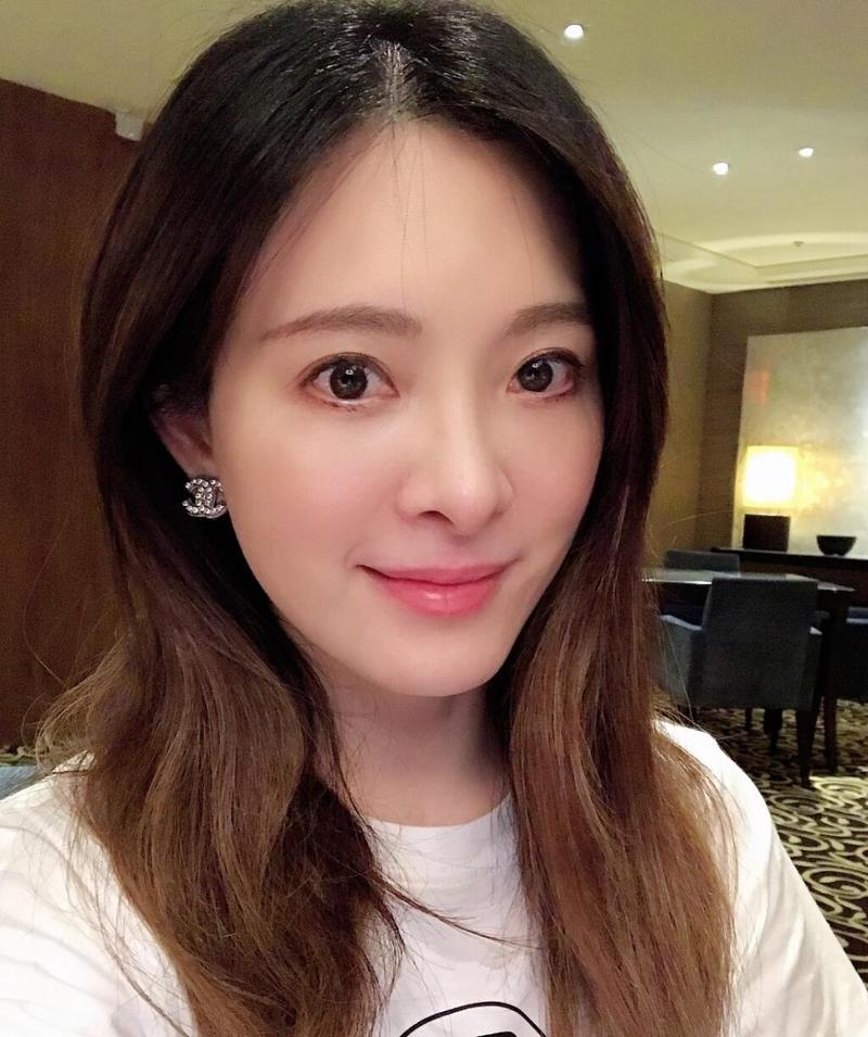 国标女王刘真去世终年44岁曾抢救33天