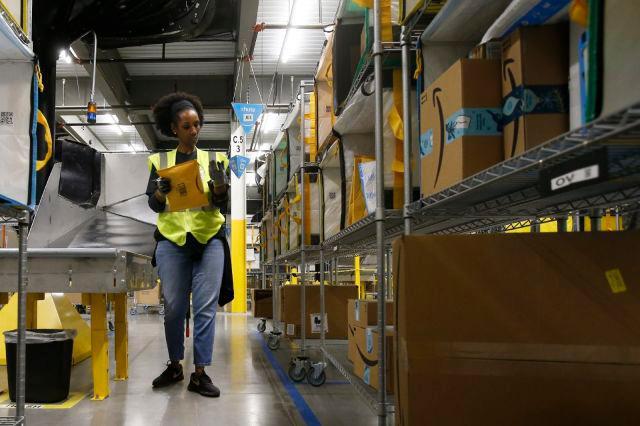 亚马逊提高仓库员工加班费 以满足消费者购物需求