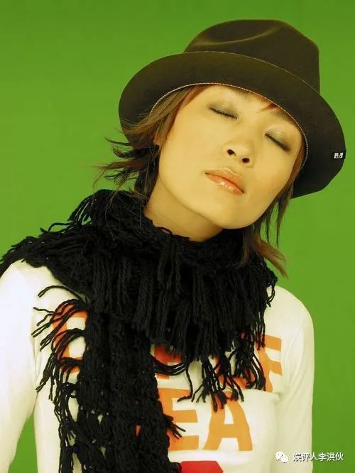 被誉为"京城第一乐坛经纪人",他曾经捧红多位华语乐坛牛批的歌手