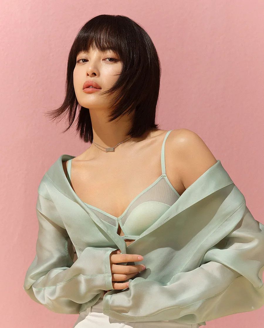 维密天使为老牌国货内衣下凡带货普普通通一件竟然要2000块起步