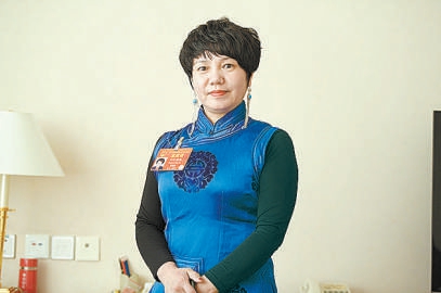 善用"三心" 化解对立情绪全国人大代表娜仁图雅:姚雯/漫画由于疫情