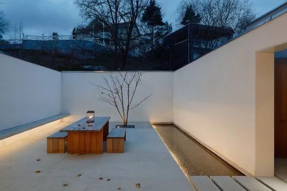 极简风格庭院,氛围寡淡怎么办,不用着急,下面这些办法很实用