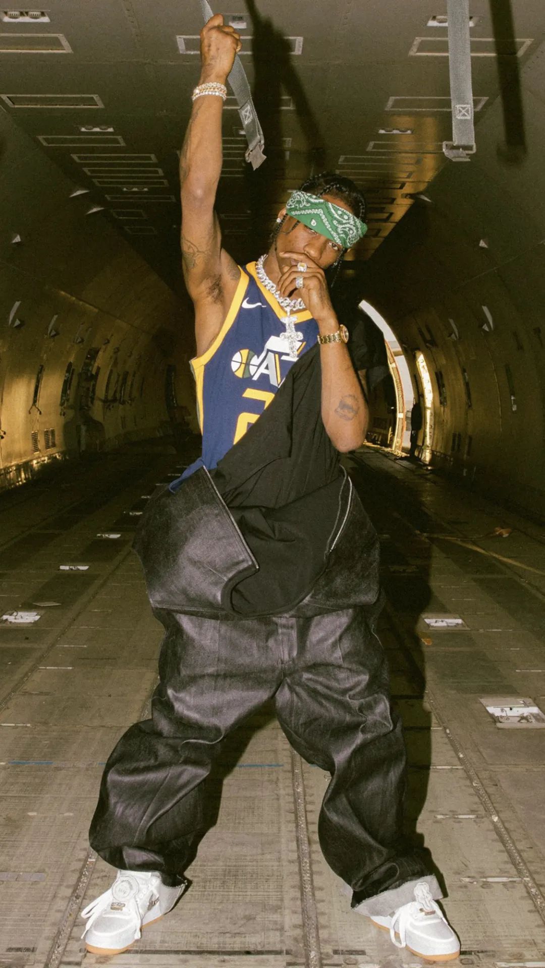 壁纸丨谁不想去看travisscott的巡演