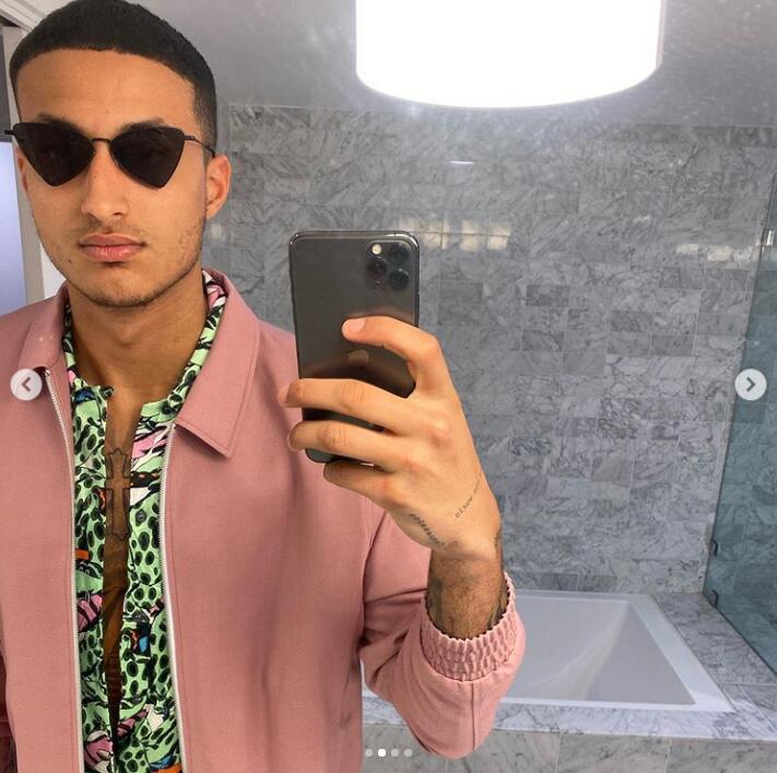 准备下楼吃饭的库兹马