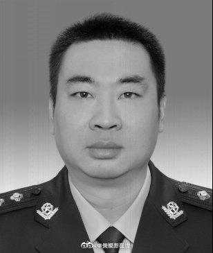 四名年轻民警牺牲在防疫一线公安部追授二级英模称号