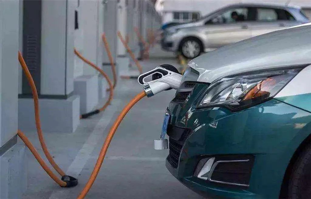 新能源汽车会是扶不起的“阿斗”吗？