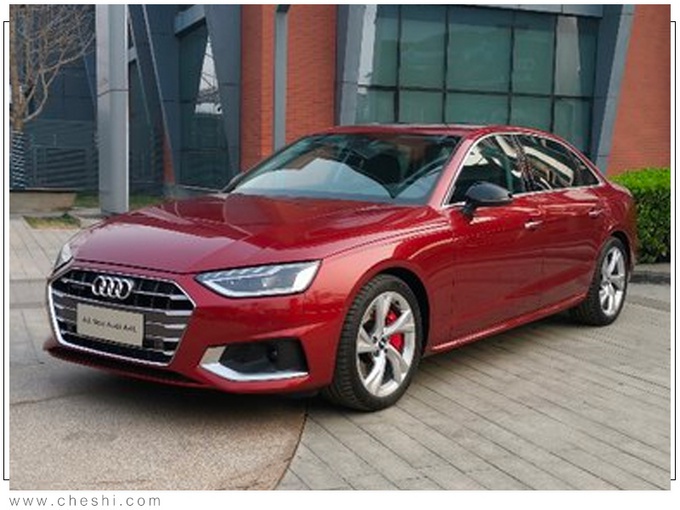 奥迪新款A4L国内实拍！升级双外观，2.0T“混动”，涨价也很香