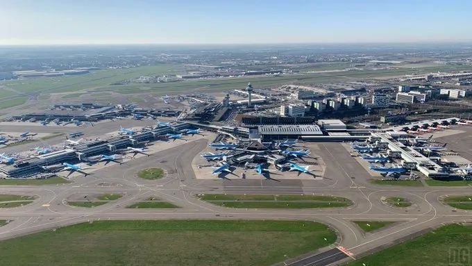 3. 迪拜机场4. 亚特兰大机场5. 瑞士苏黎世机场6.