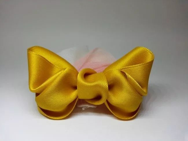 花样头饰自己做,几根丝带搞定一个,大人孩子都抢疯了!