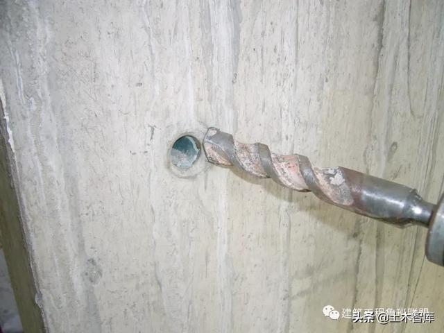 止水螺杆节点处理   做法说明:   用于固定模板的螺杆必须采用一次