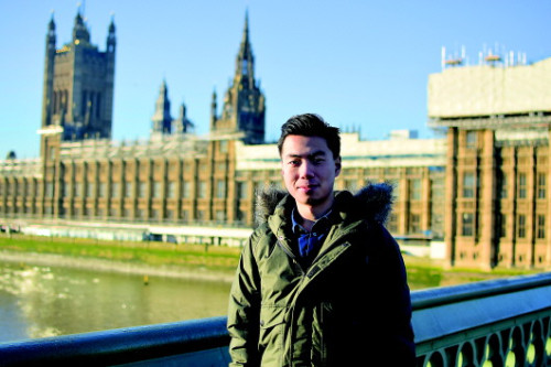 一中国留学生每天更新疫情数据图,获英国卫生部点赞