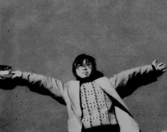 海子| 我挚烈地活着,亲吻,毁灭和重造