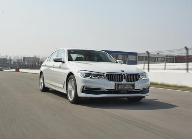 零百加速69s赛道试驾宝马530le
