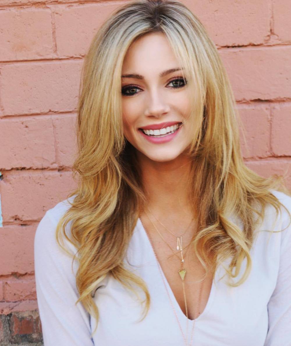 今日图集:霍纳塞克千金——abby