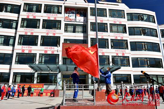 西藏白朗县多种形式开展百万农奴解放纪念日活动