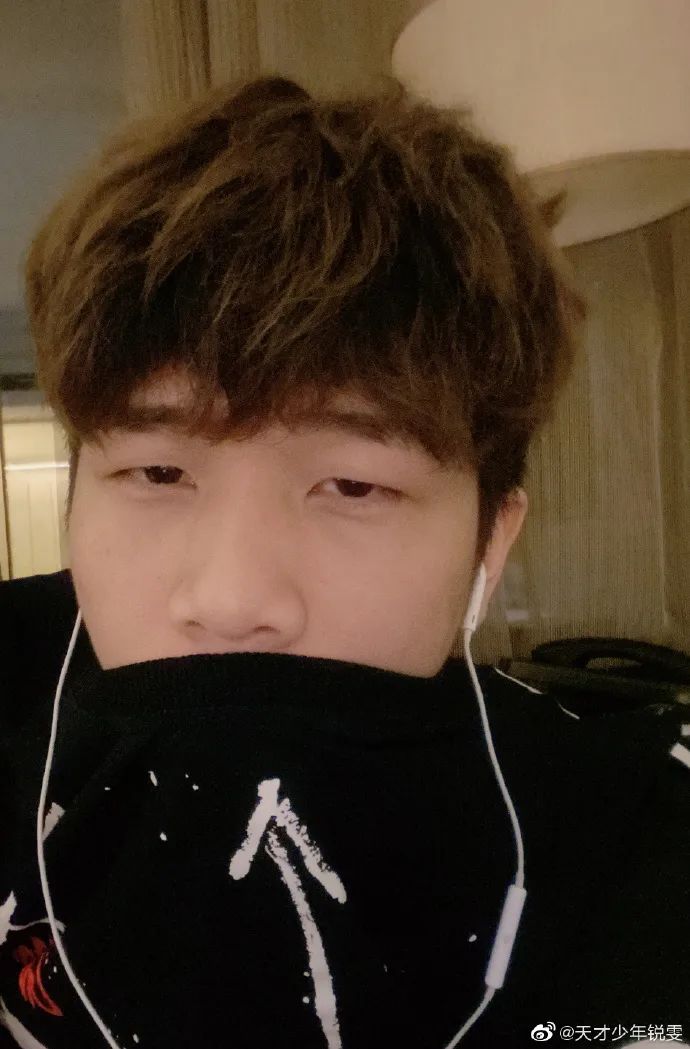 有一说一,这个男人太帅了