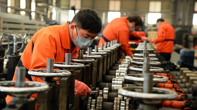 北上广深2020年gdp_中国各市GDP10年增幅榜:北上广深无一上榜,合肥和贵阳占据榜首
