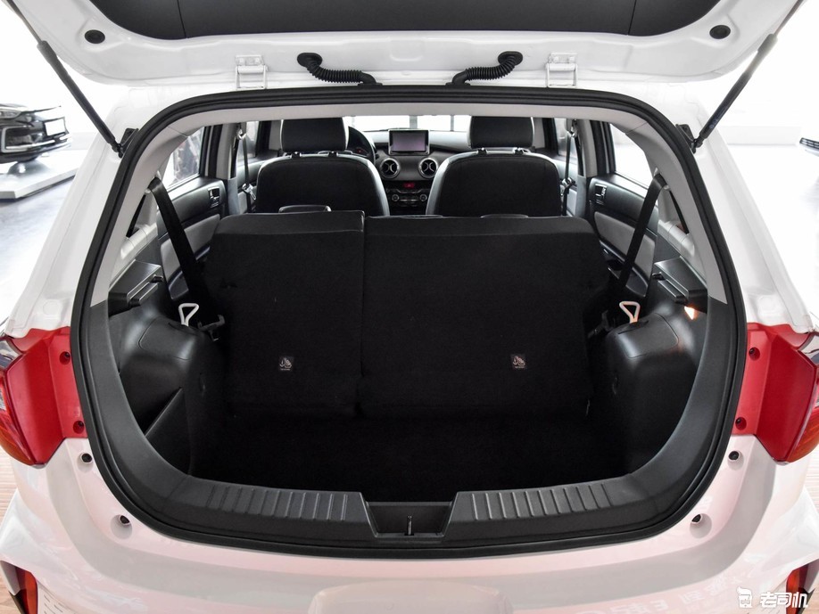 灵巧实用的纯电suv 小哥带你看北汽新能源ec5