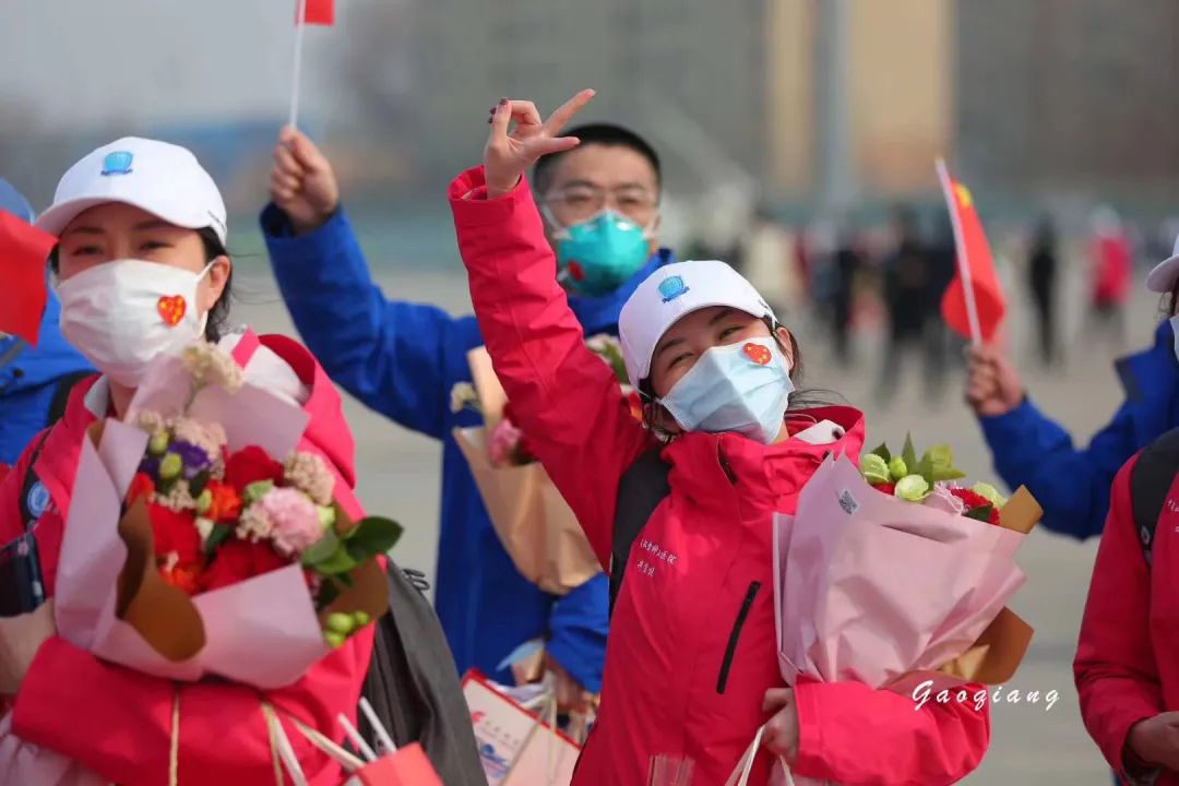 一个都不少！全大连为你们接风 请接受大连餐饮人为你们“加道菜”~