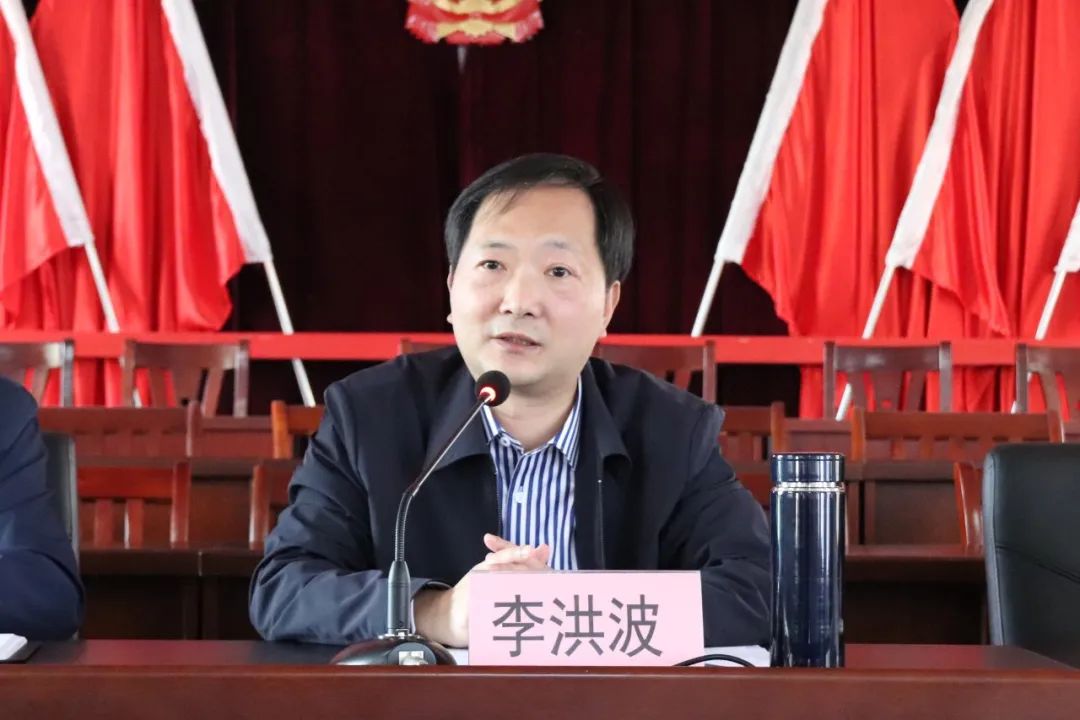 广信区领导出席田墩镇脱贫攻坚挂牌督战暨"十大"问题清零行动动员会