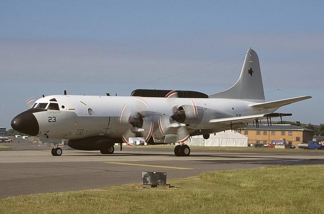 日本驱逐舰东海被撞美军ep3e侦察机逼近王伟祭日前来敲响警钟