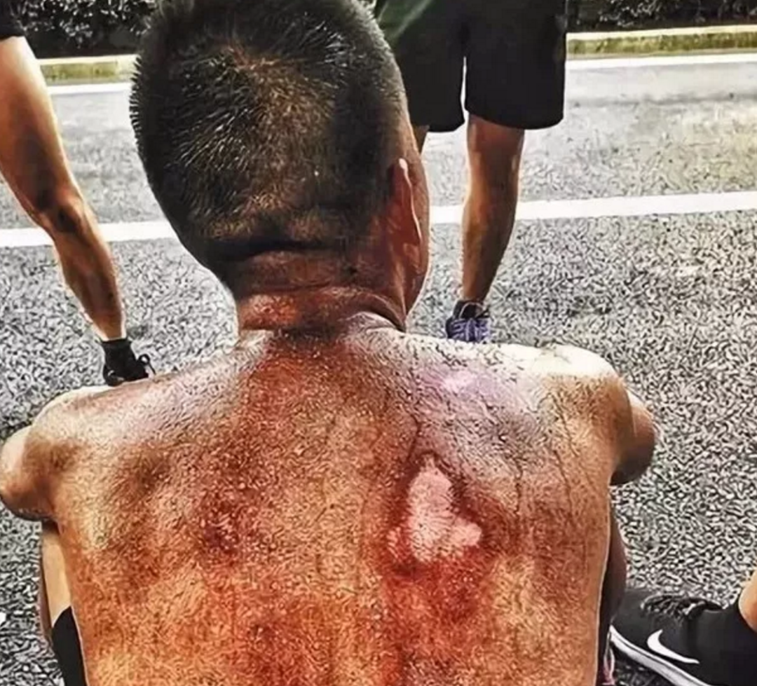 凉山火灾整整一周年后,西昌山火又牺牲了19人:这世界,真的有人在赌命