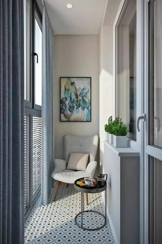 阳台隔断门是做推拉,平开还是折叠?看了别人家,后悔我家装早了!